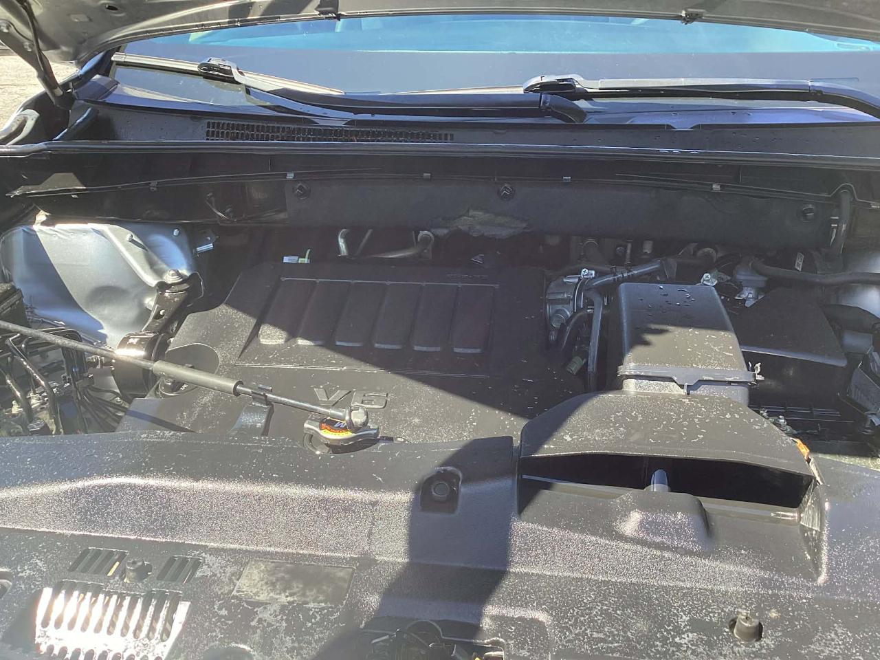 Toyota Highlander XLE FWD V6 2015