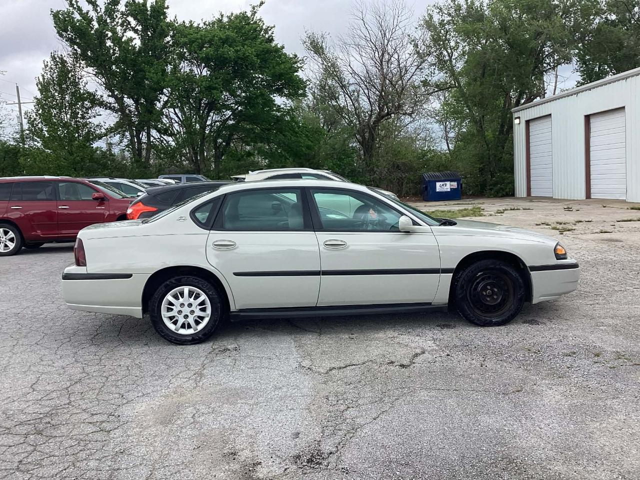 Chevrolet Impala Base 2003