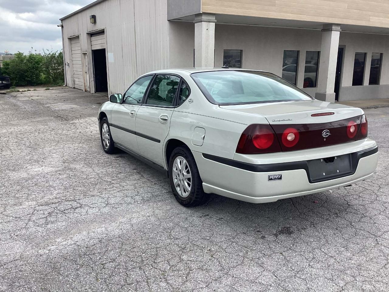 Chevrolet Impala Base 2003