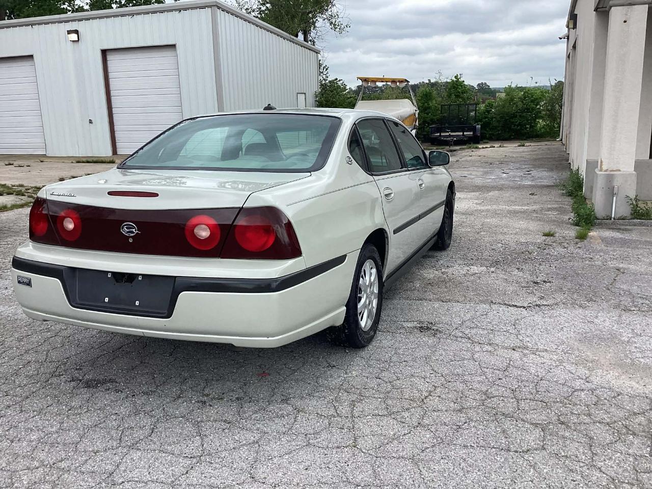 Chevrolet Impala Base 2003