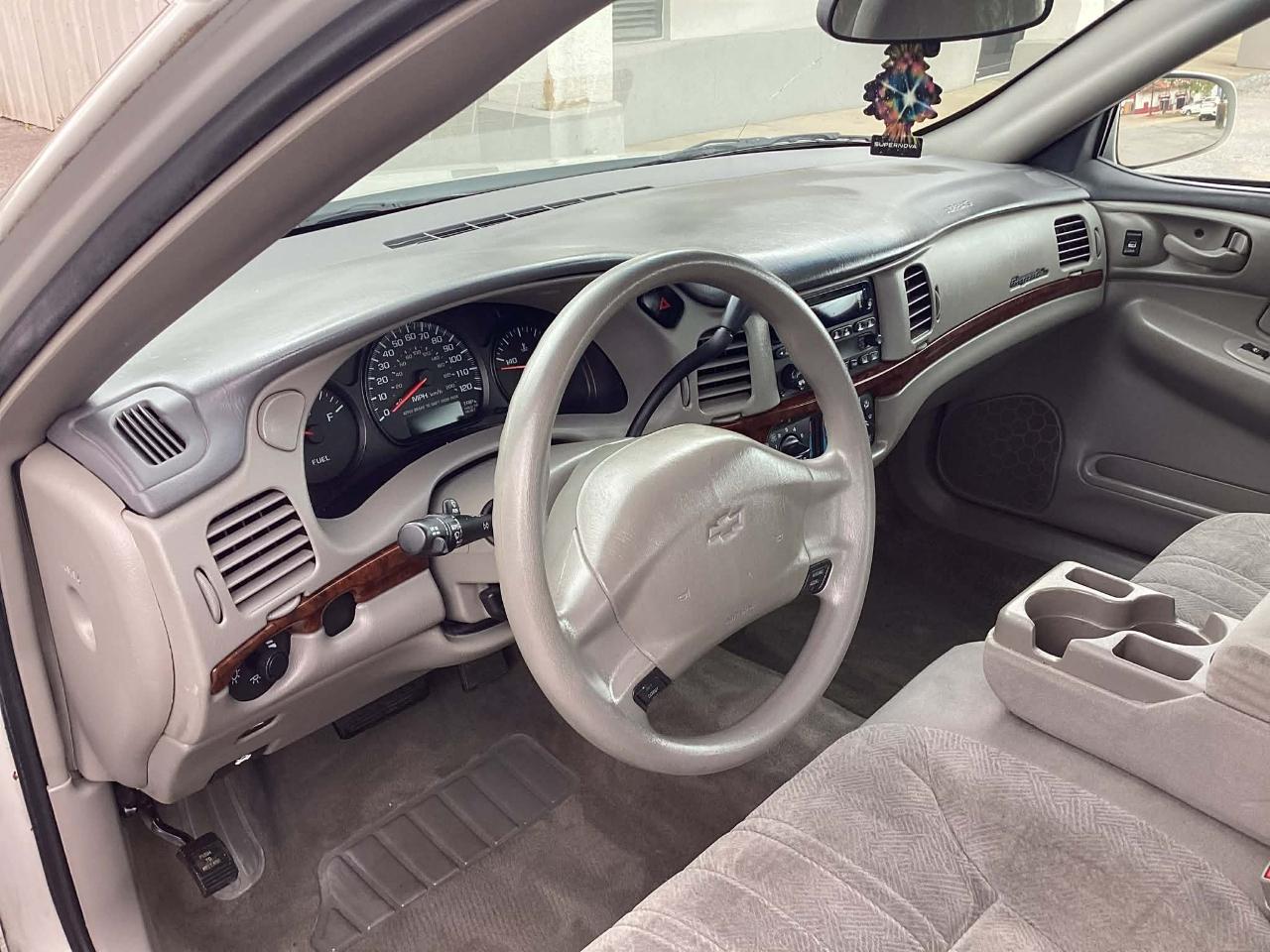 Chevrolet Impala Base 2003