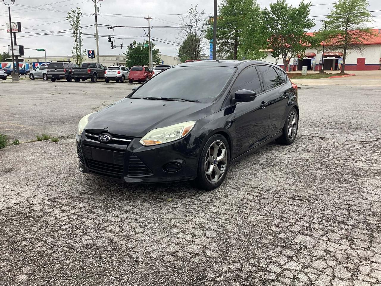 Ford Focus SE Hatch 2014