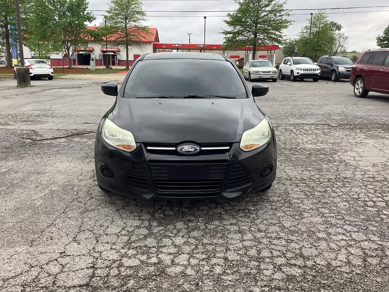 Ford Focus SE Hatch 2014