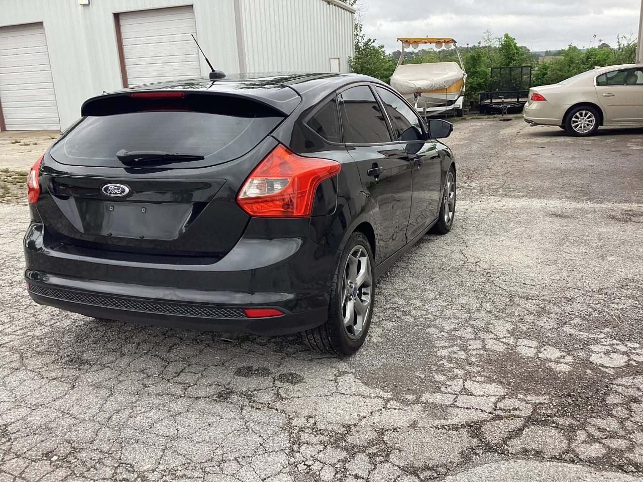 Ford Focus SE Hatch 2014