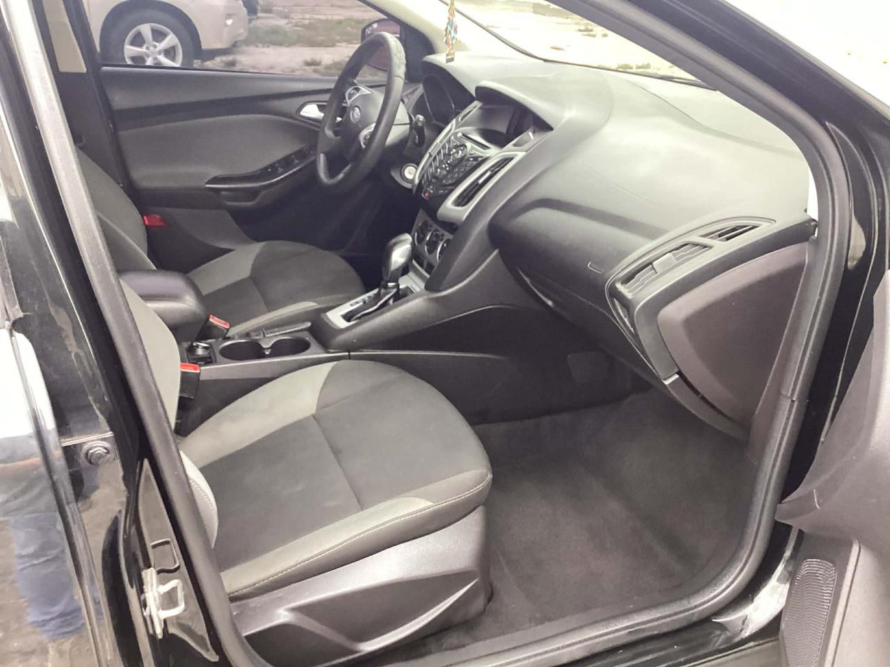 Ford Focus SE Hatch 2014