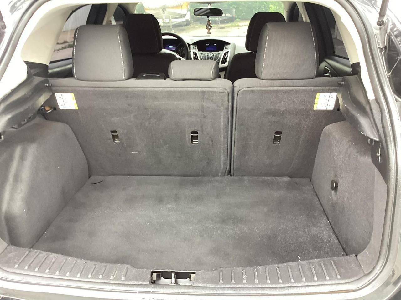 Ford Focus SE Hatch 2014