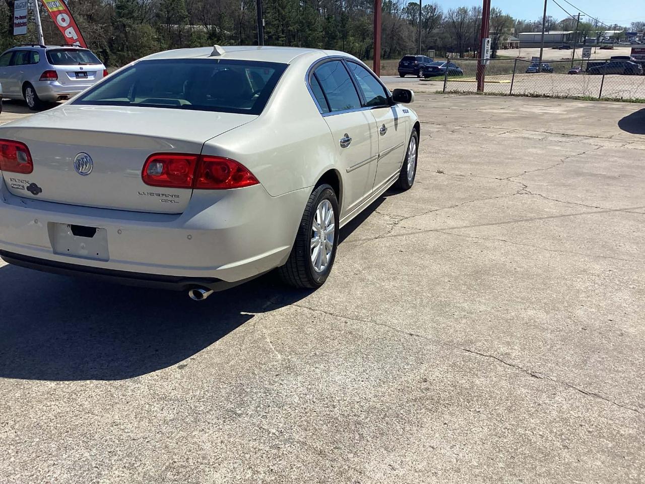 Buick Lucerne CXL 2010