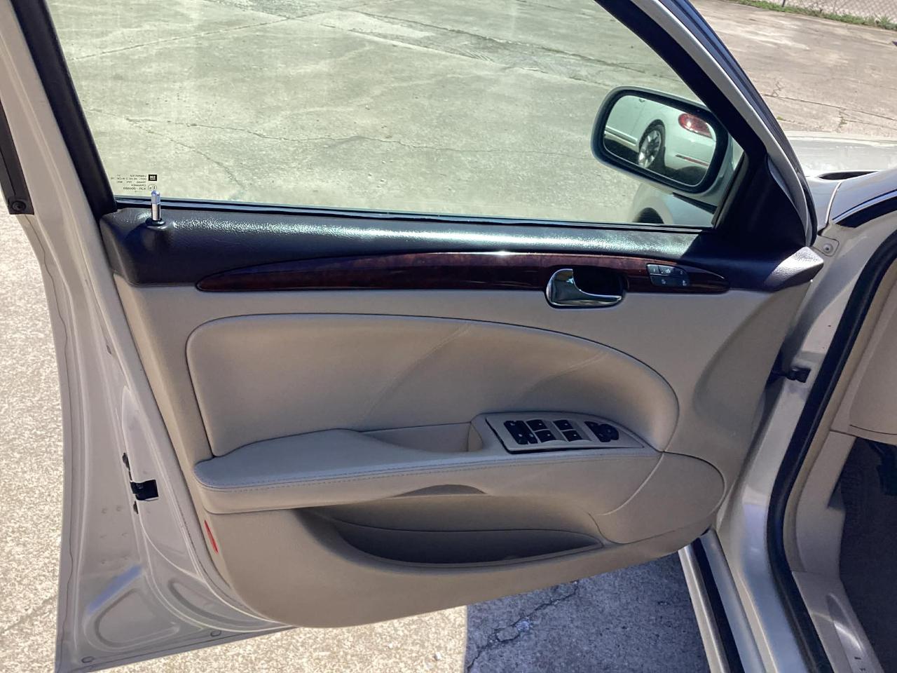 Buick Lucerne CXL 2010