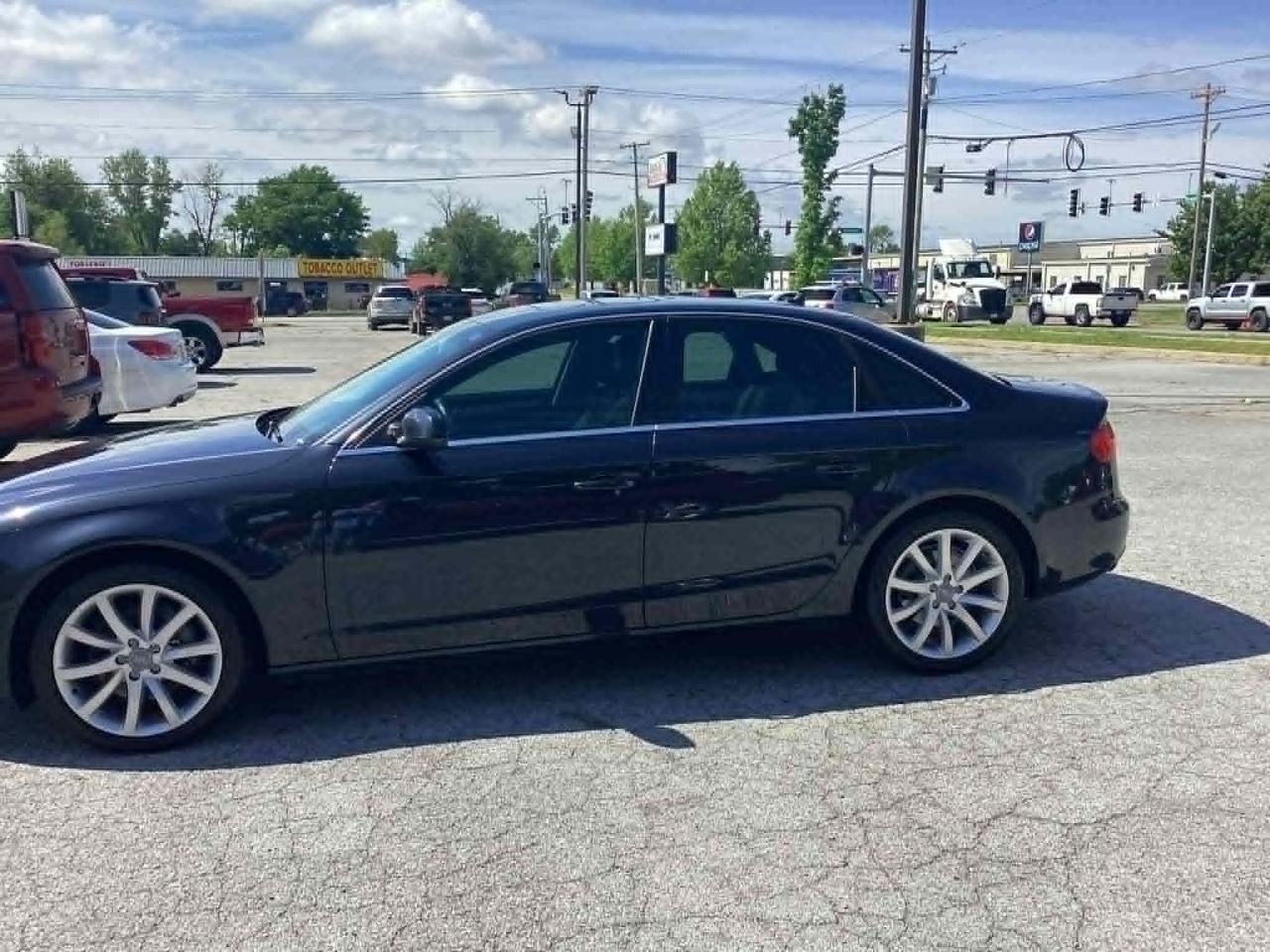 Audi A4 2.0T Sedan quattro Tiptronic 2013