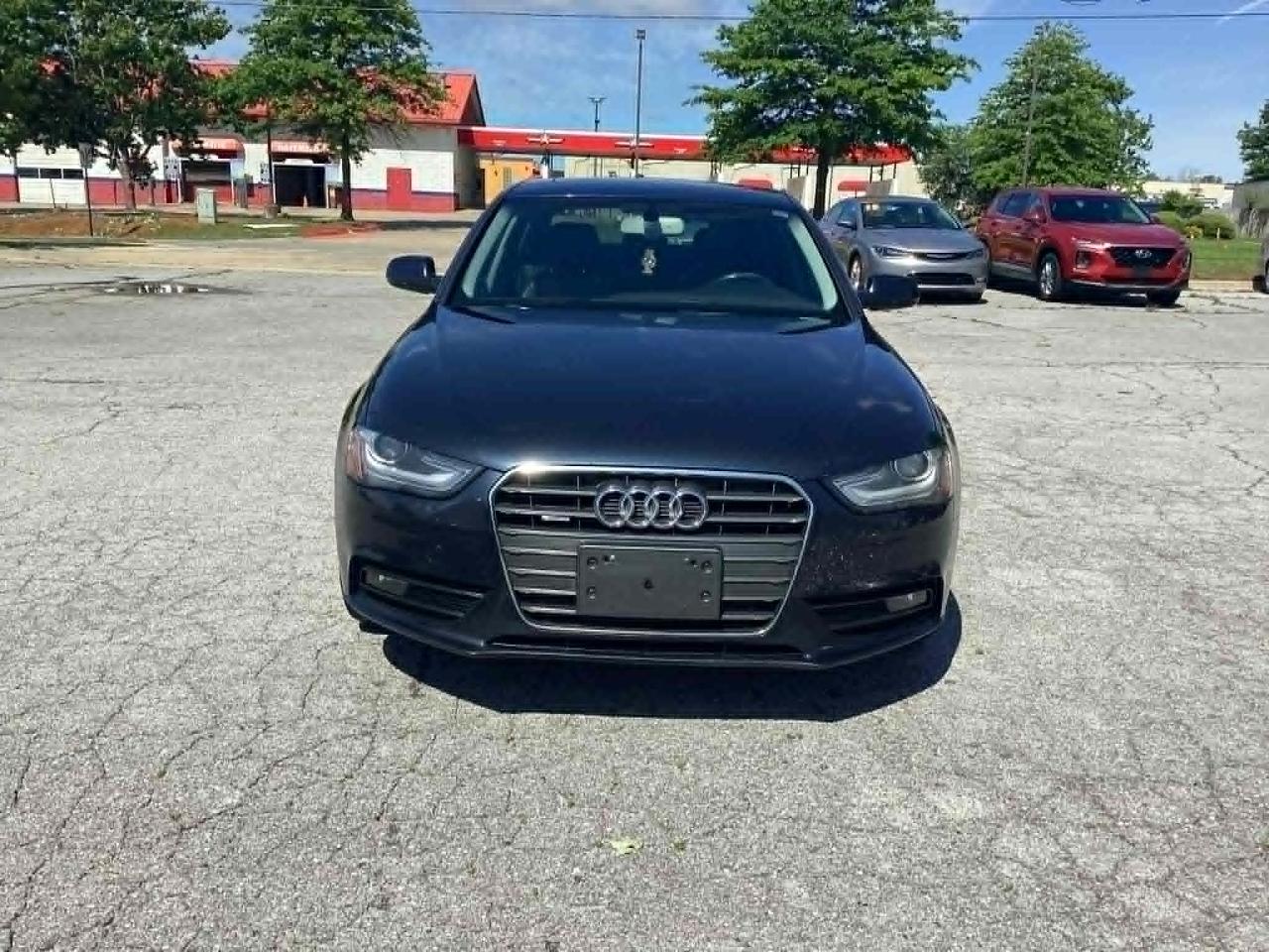 Audi A4 2.0T Sedan quattro Tiptronic 2013
