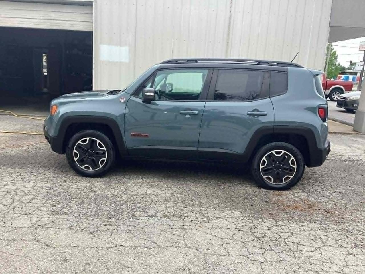 Jeep Renegade Trailhawk 2016