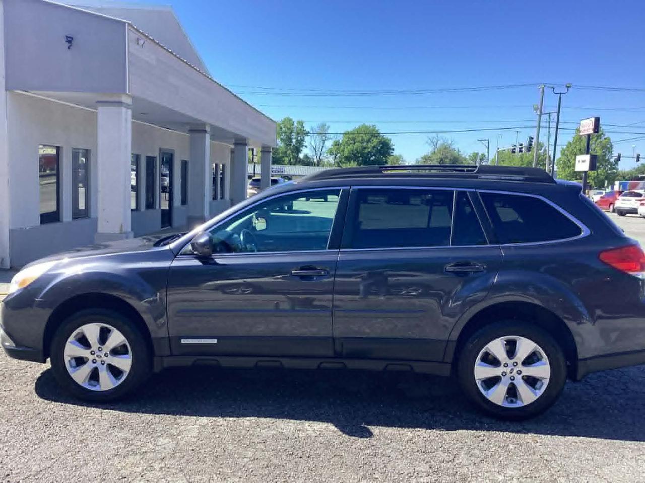 Subaru Outback 2.5i Limited 2012