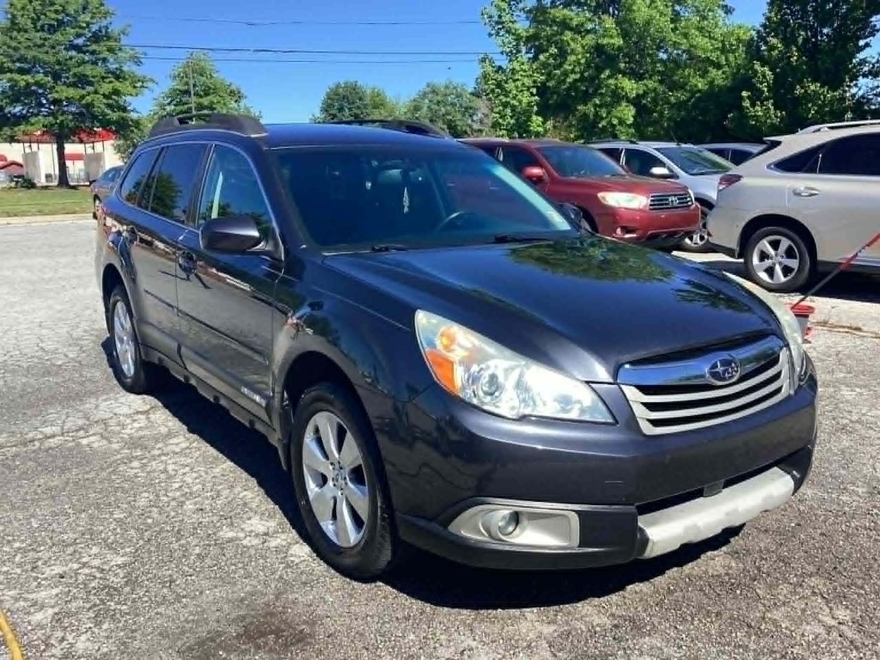 Subaru Outback 2.5i Limited 2012