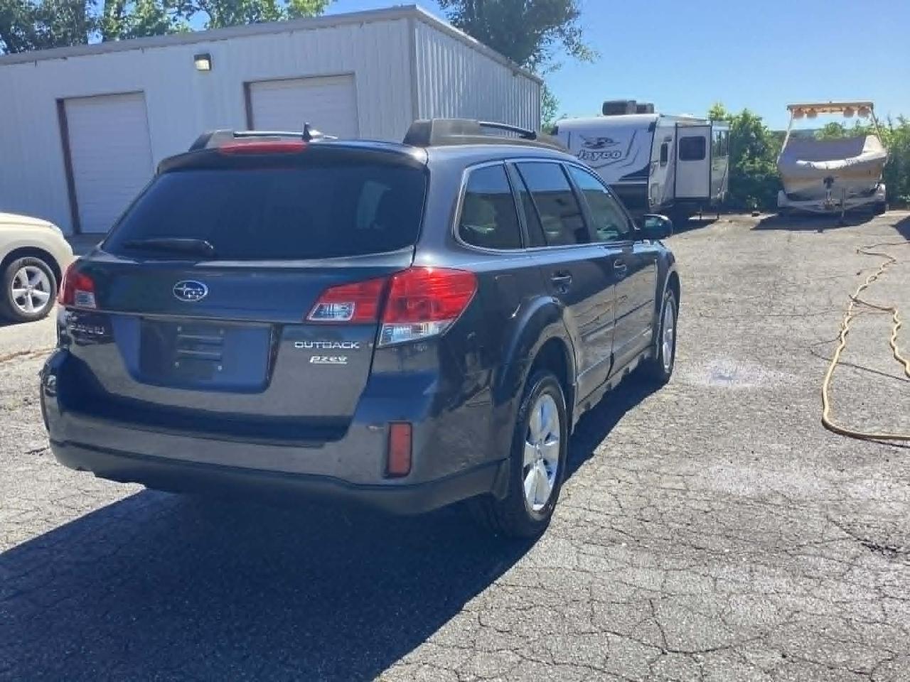 Subaru Outback 2.5i Limited 2012