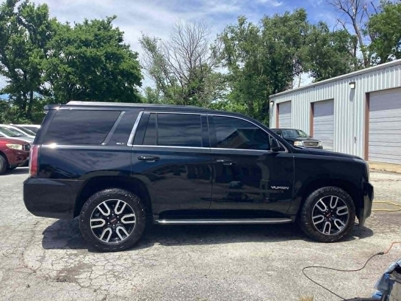 2017 GMC Yukon SLT 4WD