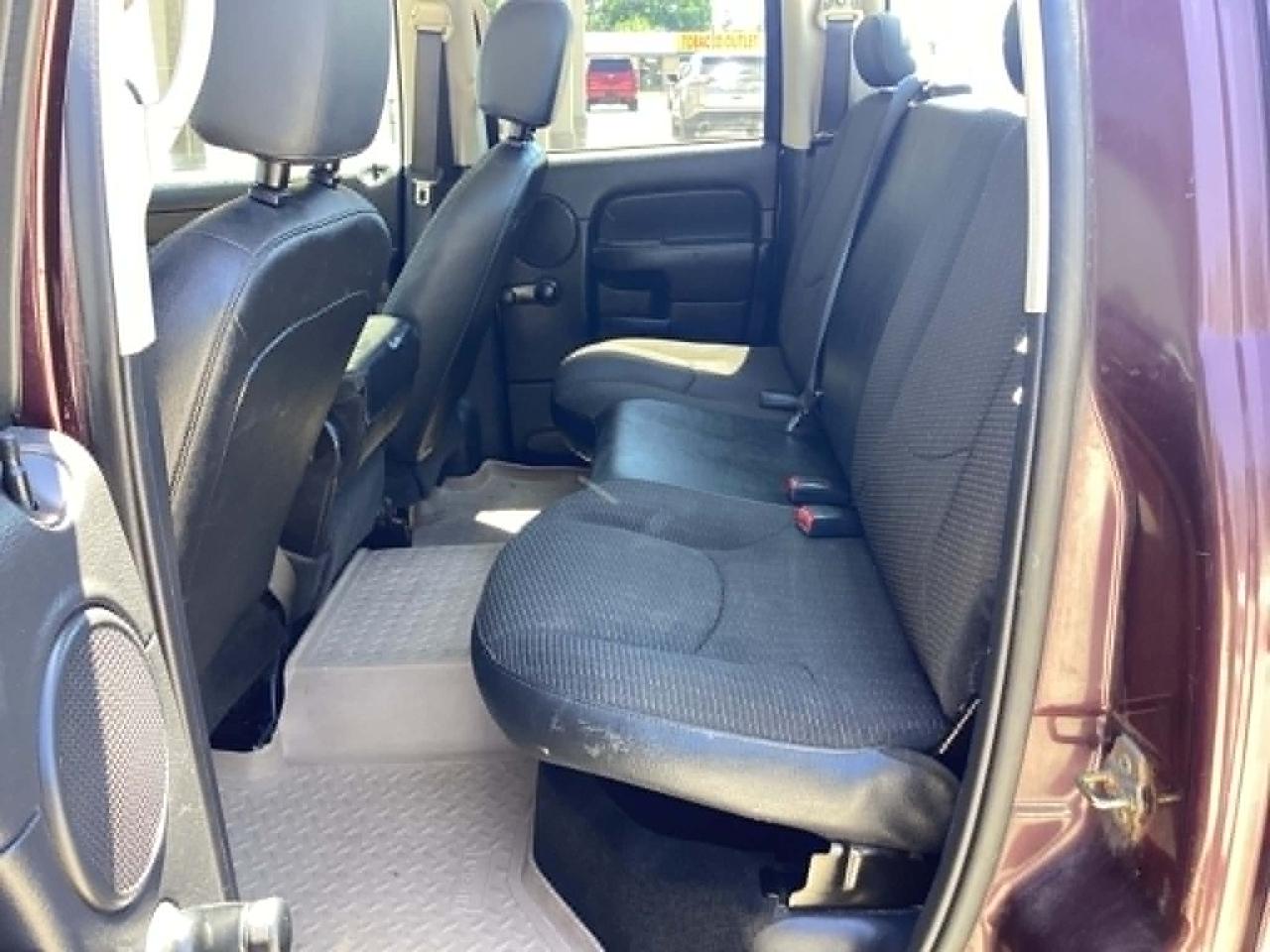 Dodge Ram 1500 Laramie Quad Cab Long Bed 2WD 2005