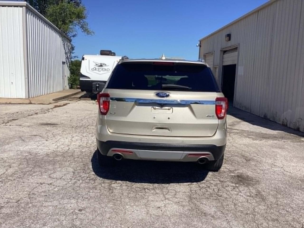 Ford Explorer XLT 4WD 2017