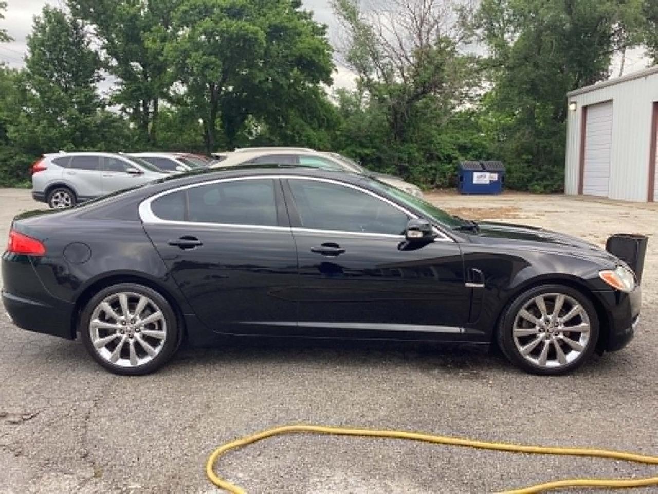 2009 Jaguar XF-Series Premium Luxury