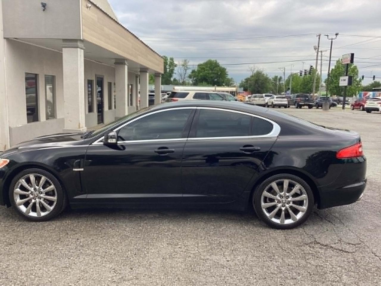 Jaguar XF-Series Premium Luxury 2009