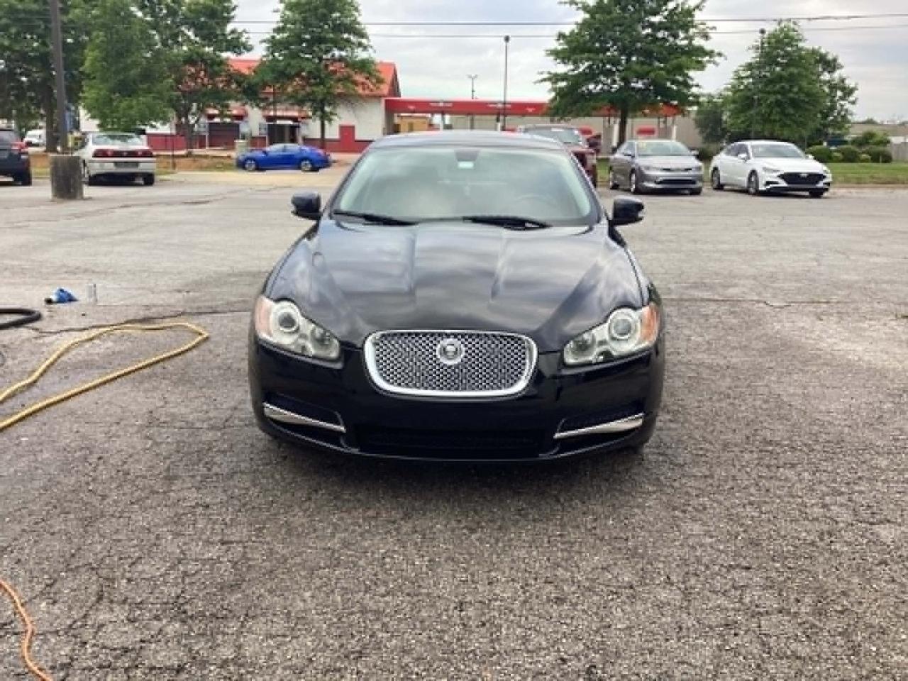 Jaguar XF-Series Premium Luxury 2009