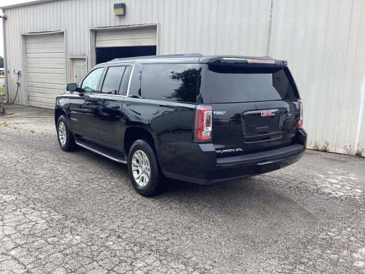 GMC Yukon XL SLT 4WD 2016