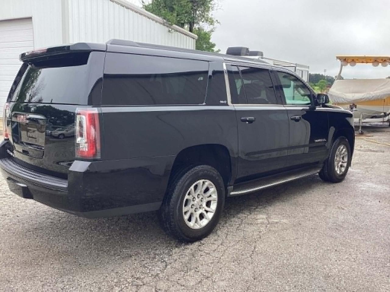 GMC Yukon XL SLT 4WD 2016