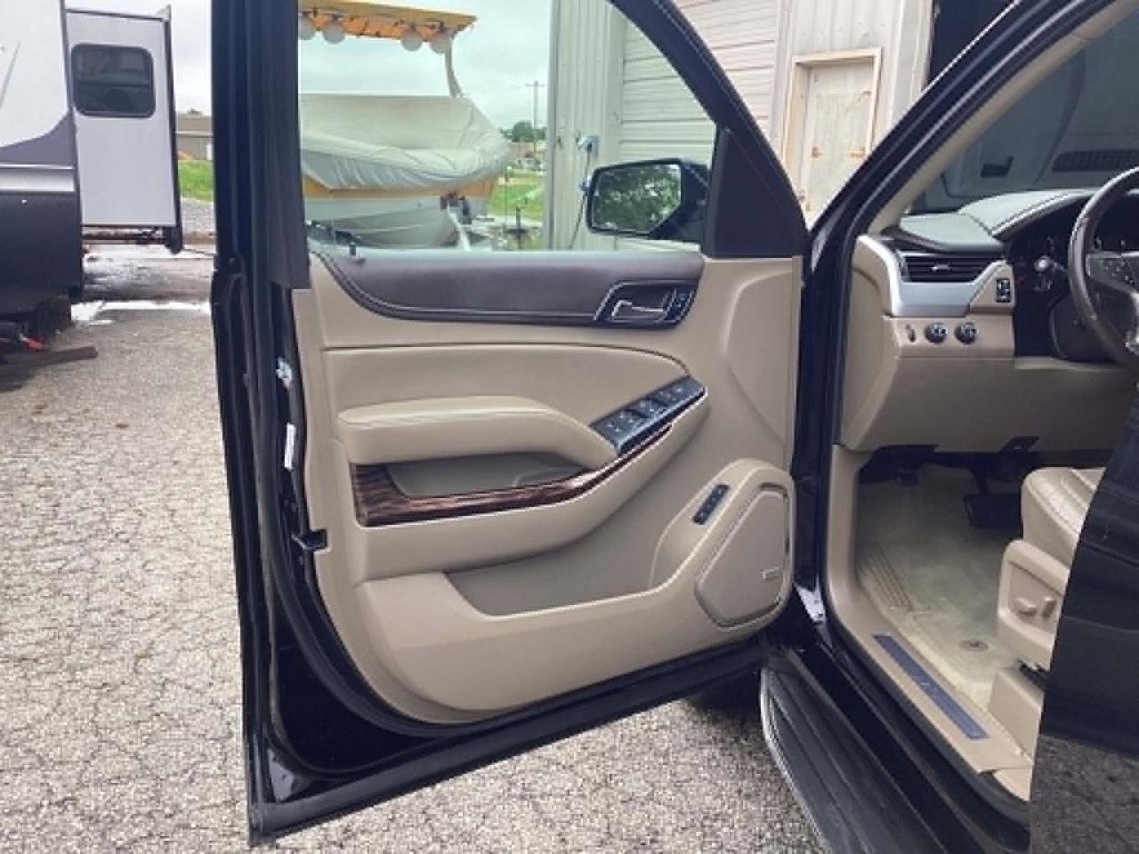GMC Yukon XL SLT 4WD 2016