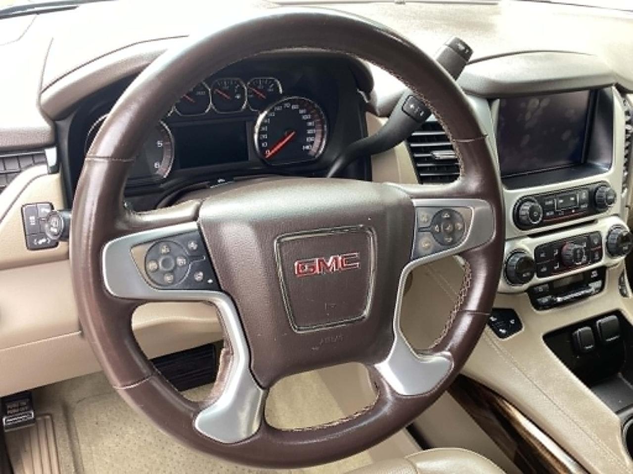 GMC Yukon XL SLT 4WD 2016