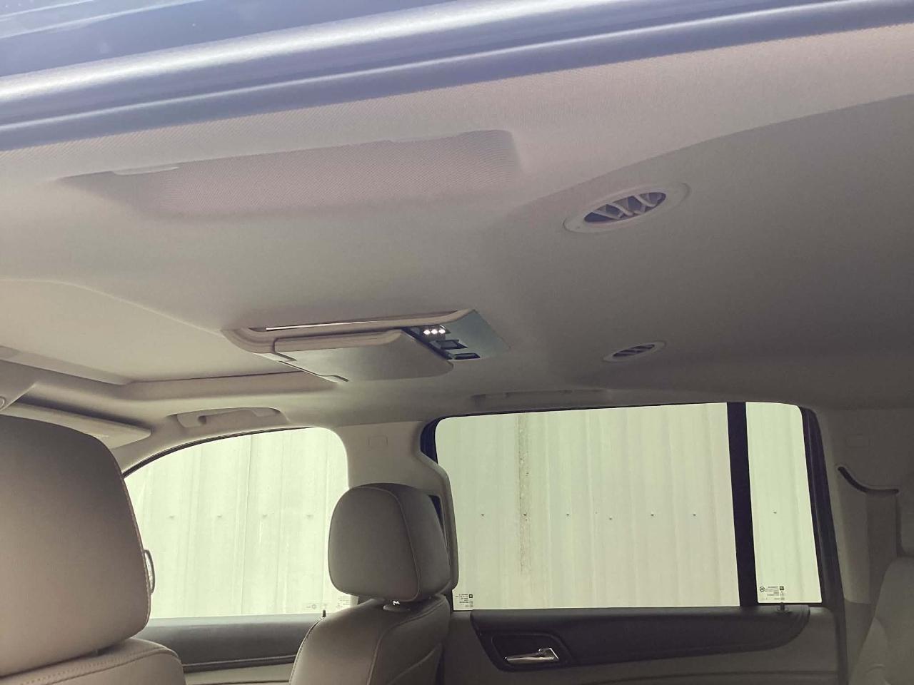 GMC Yukon XL SLT 4WD 2016