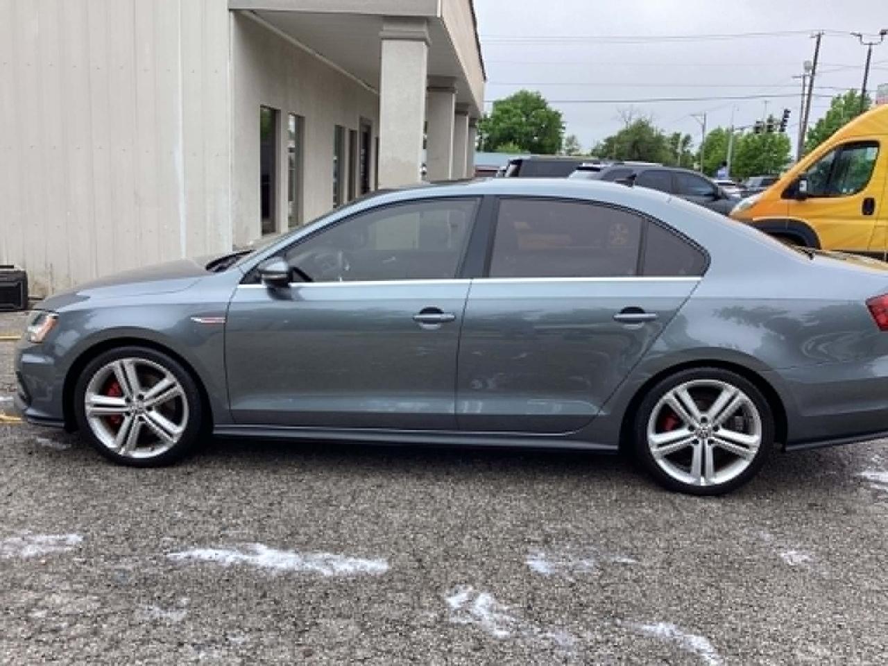 Volkswagen Jetta 2.0T GLI 6A 2017