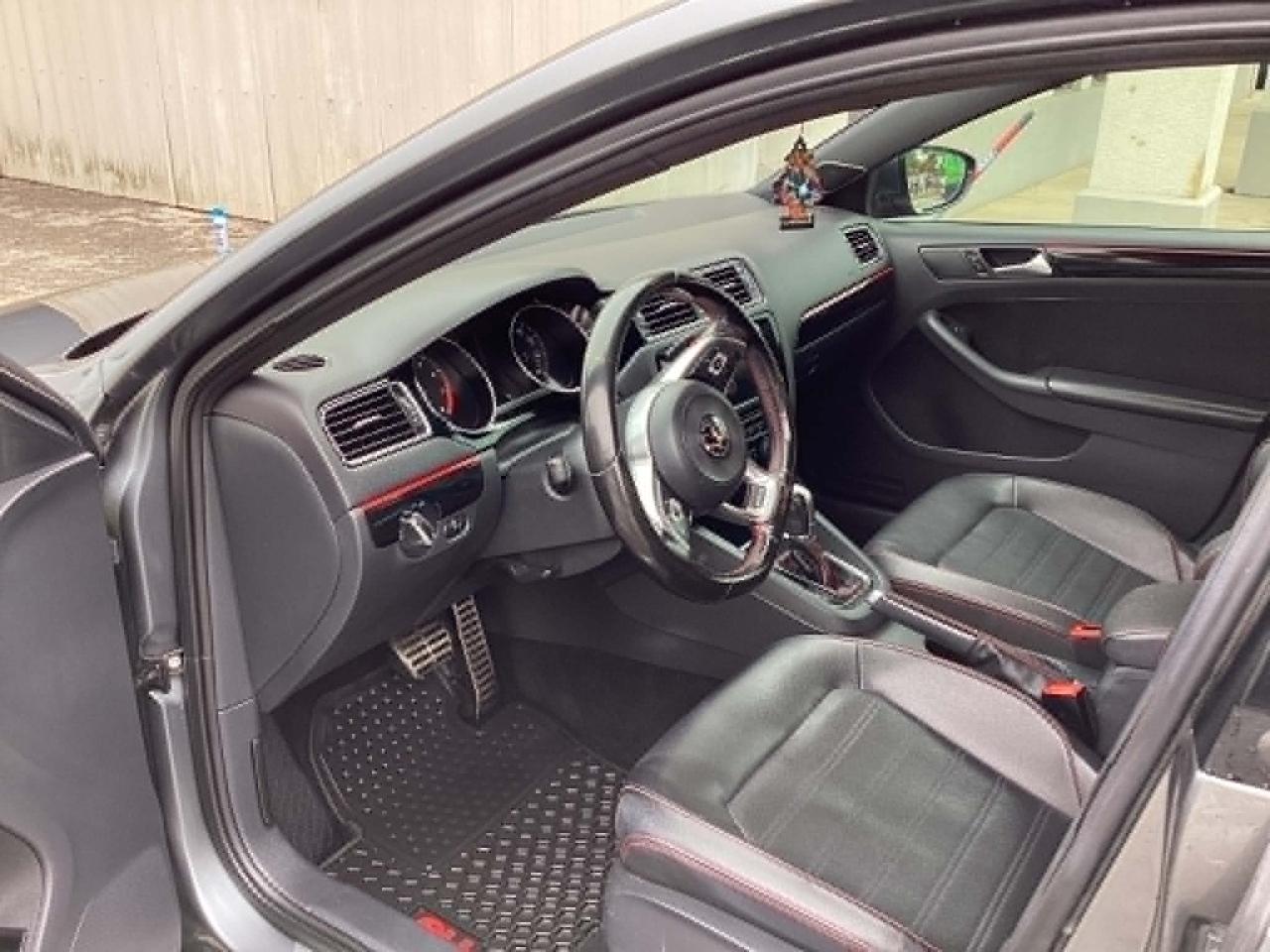 Volkswagen Jetta 2.0T GLI 6A 2017