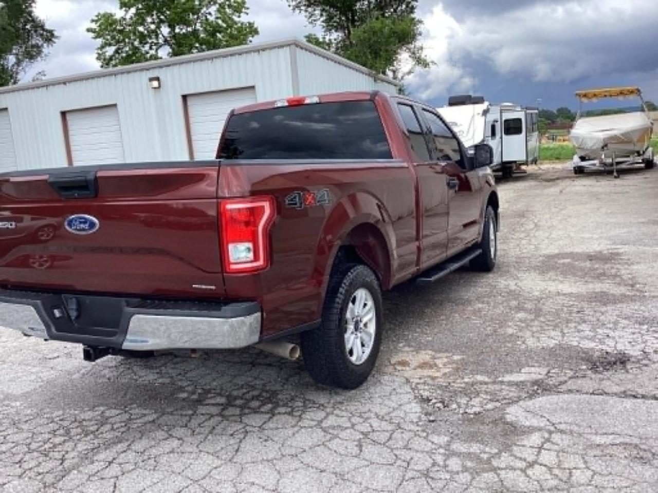 Ford F-150 Lariat SuperCab 8-ft. 4WD 2016
