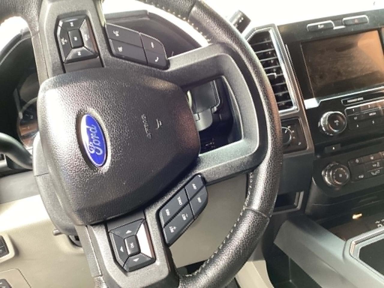 Ford F-150 Lariat SuperCab 8-ft. 4WD 2016