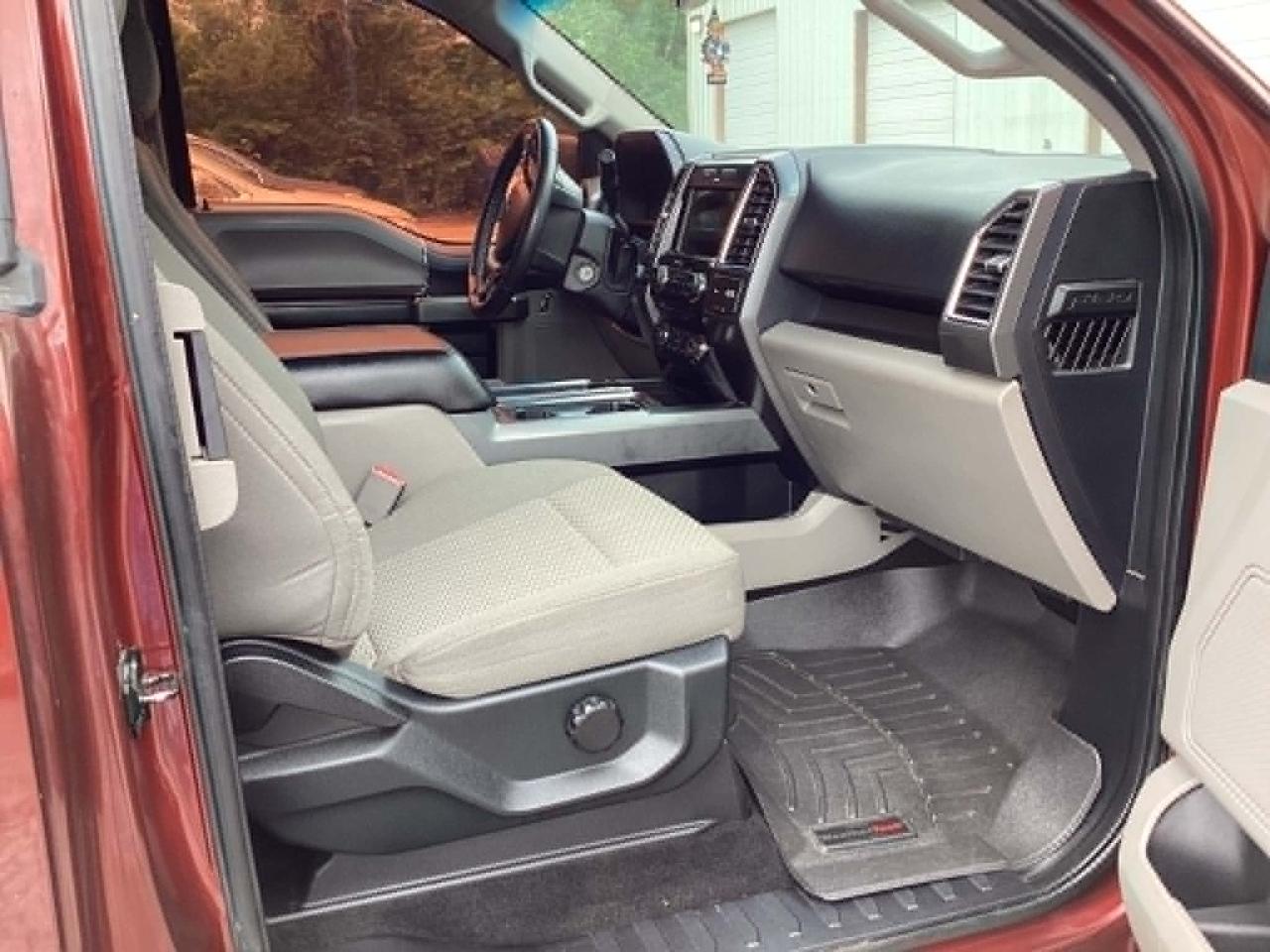 Ford F-150 Lariat SuperCab 8-ft. 4WD 2016