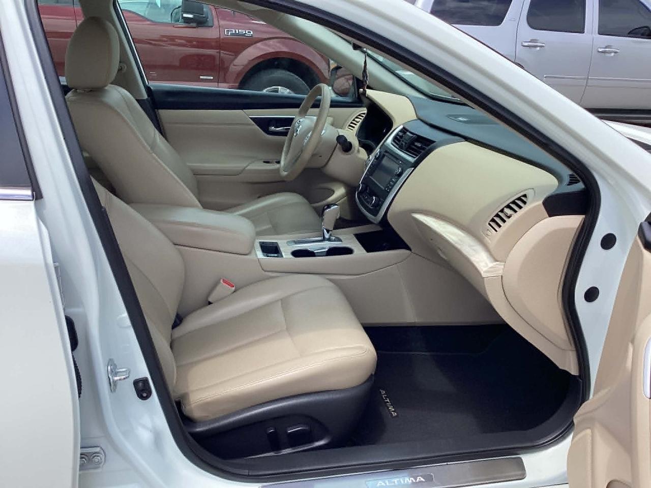 Nissan Altima 2.5 SR 2016