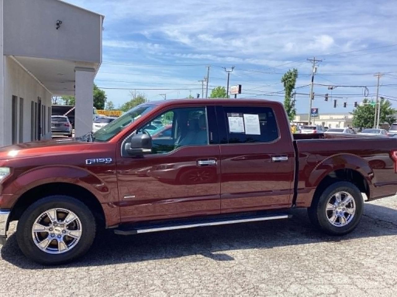 Ford F-150 XLT SuperCrew 5.5-ft. Bed 2WD 2015