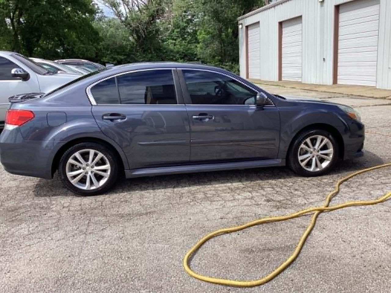 Subaru Legacy 3.6R Limited 2014