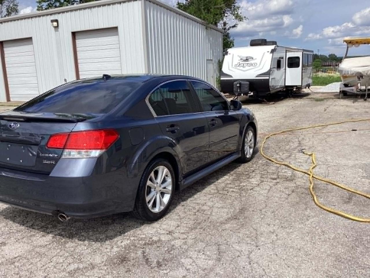Subaru Legacy 3.6R Limited 2014