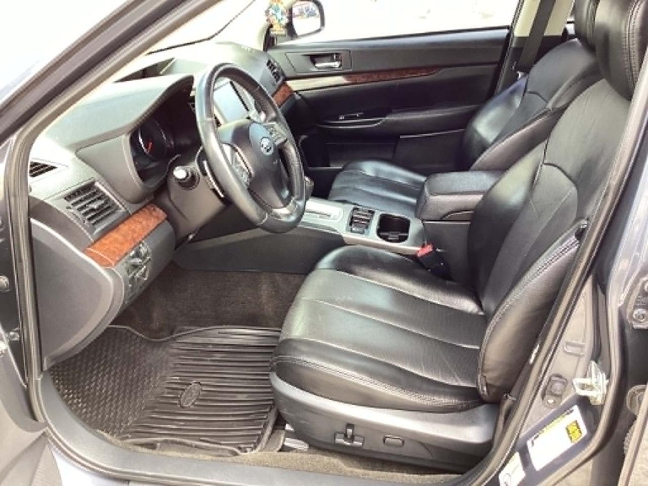 Subaru Legacy 3.6R Limited 2014
