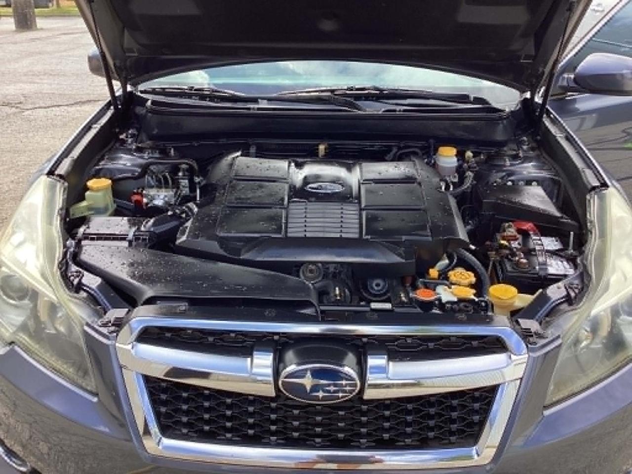 Subaru Legacy 3.6R Limited 2014