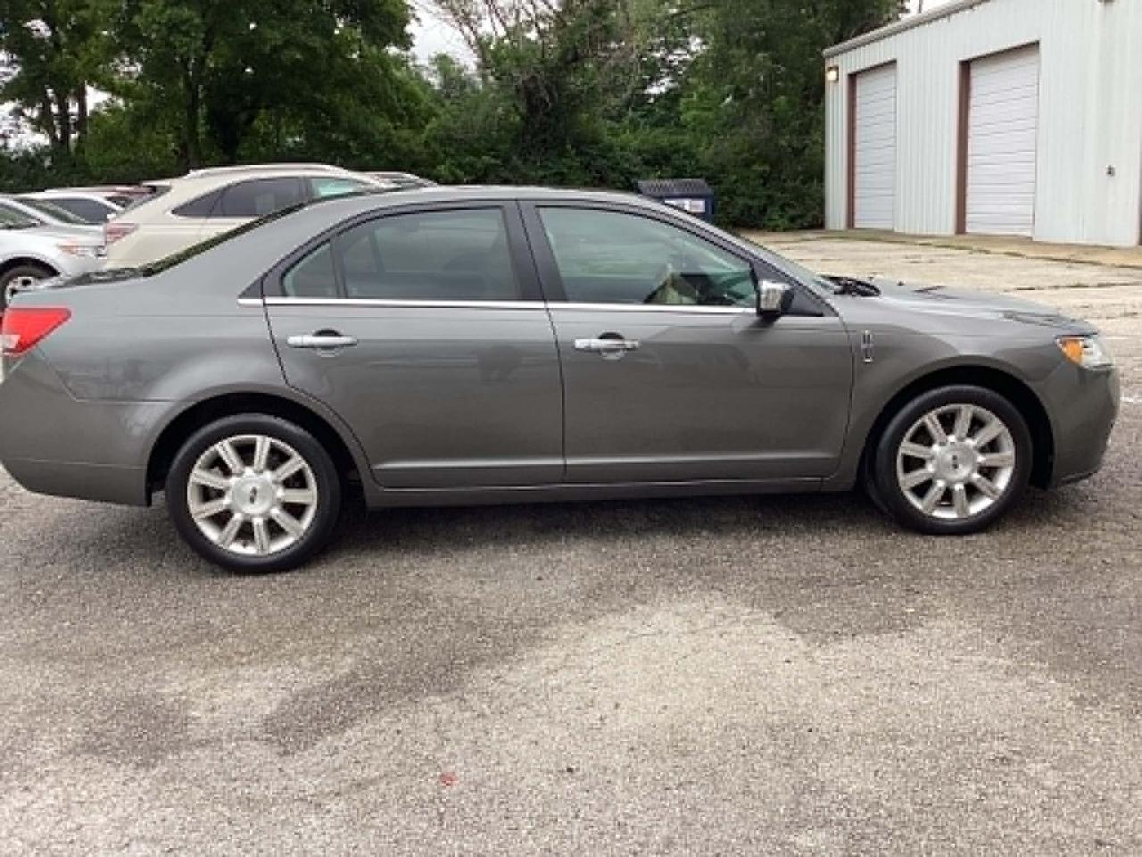 2012 Lincoln MKZ FWD