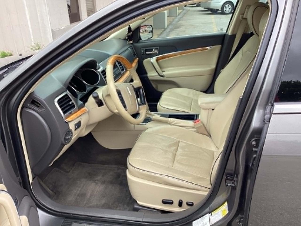 Lincoln MKZ FWD 2012