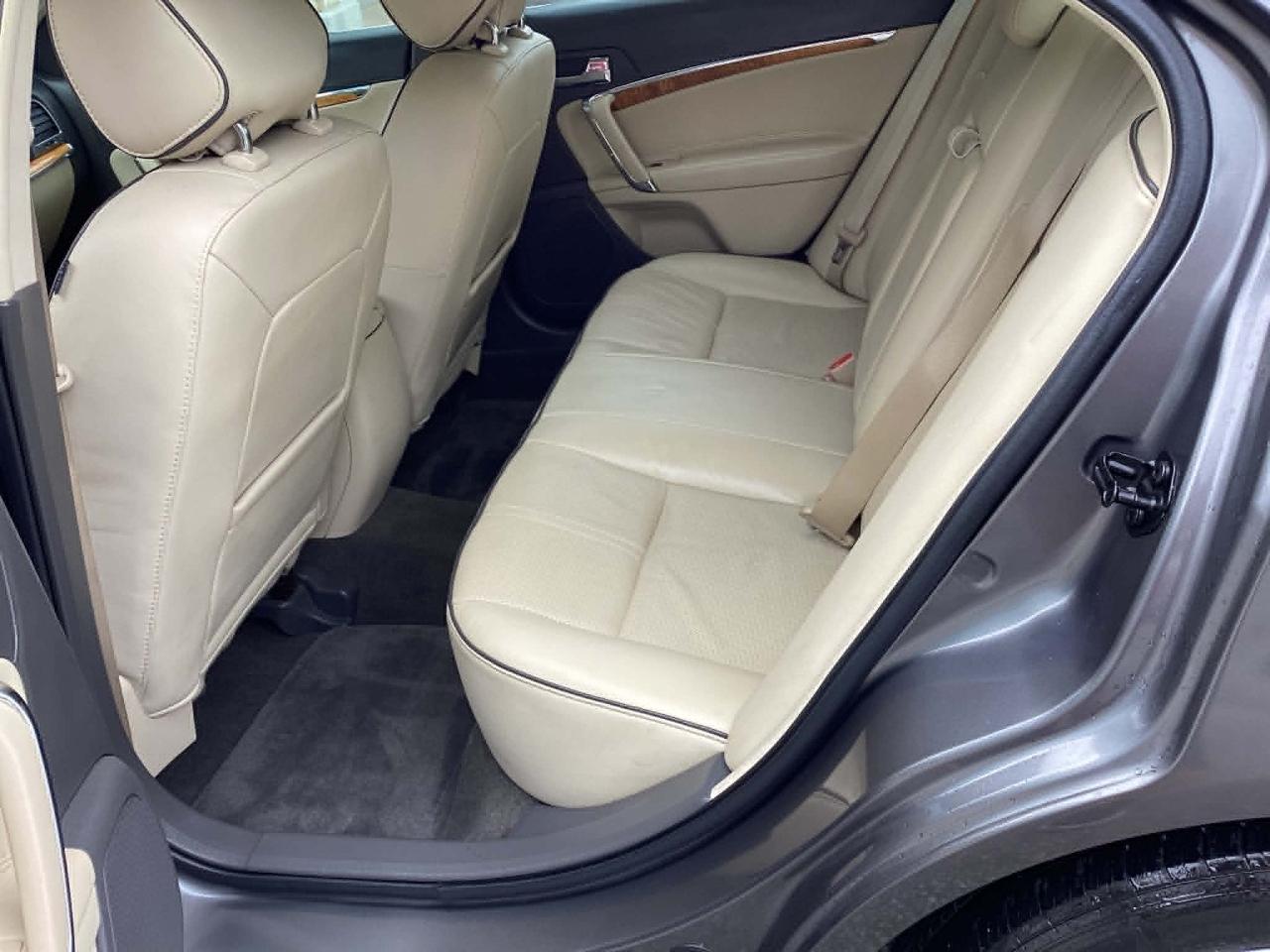 Lincoln MKZ FWD 2012