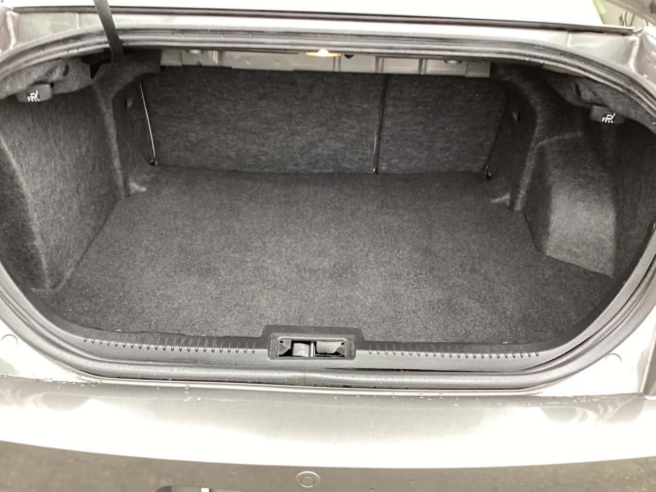 Lincoln MKZ FWD 2012