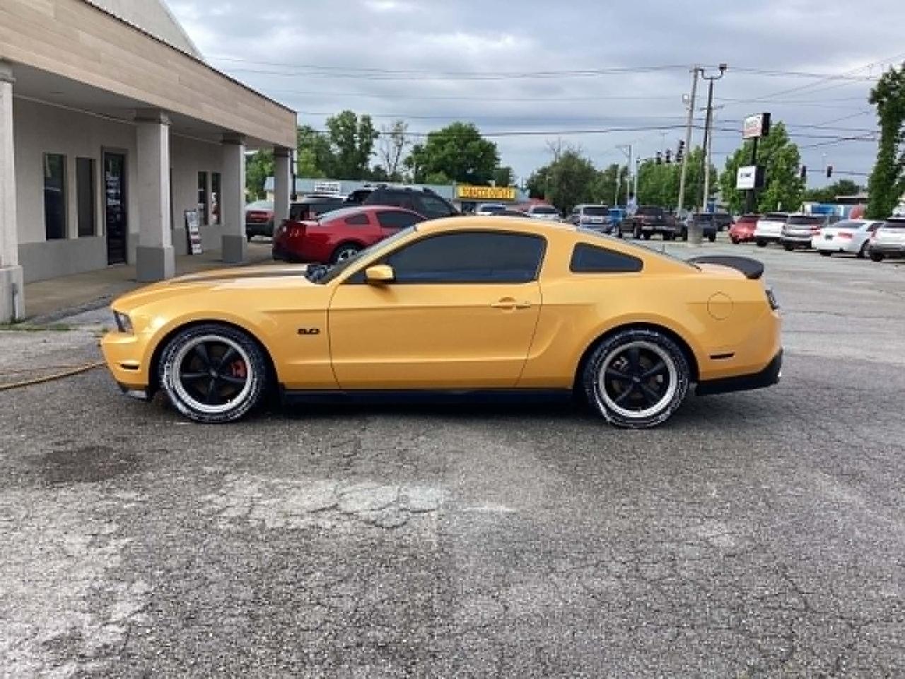 Ford Mustang GT Coupe 2011