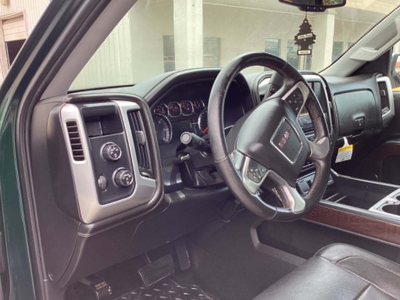 GMC Sierra 1500 SLT Crew Cab 4WD 2014