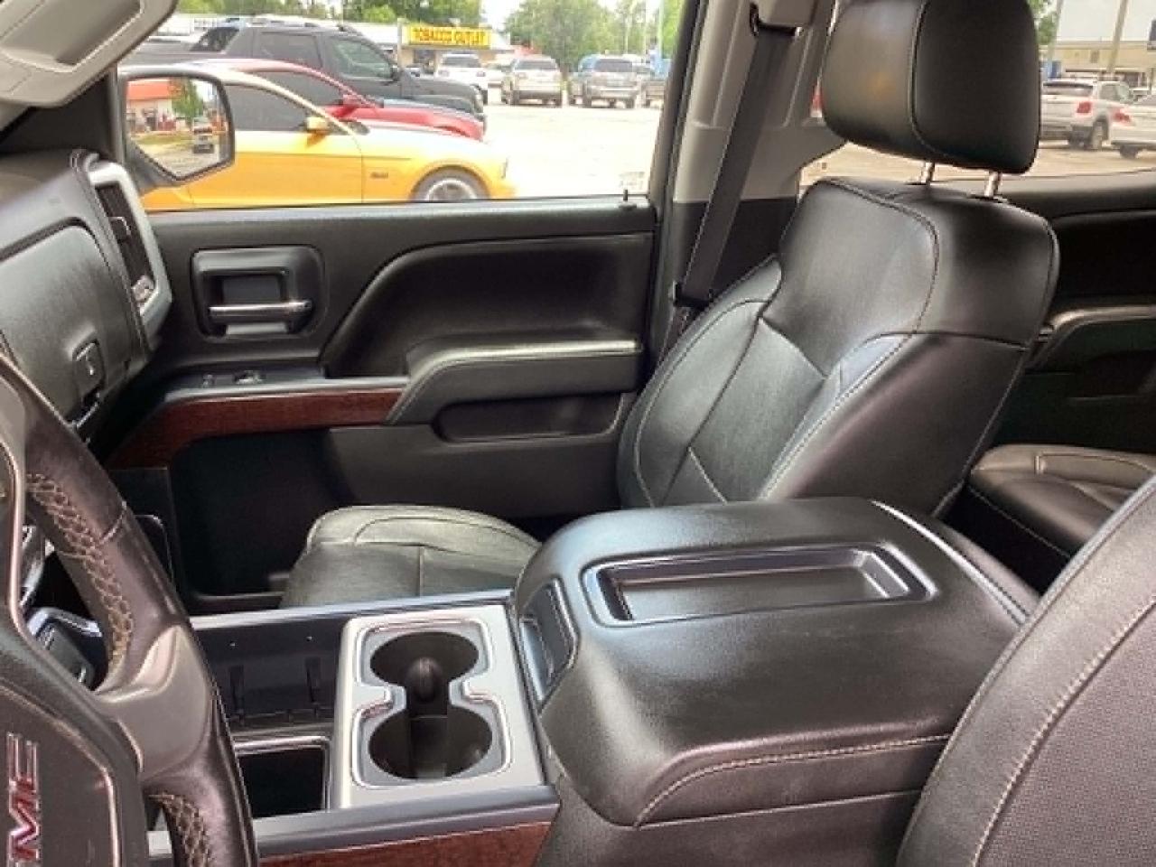 GMC Sierra 1500 SLT Crew Cab 4WD 2014