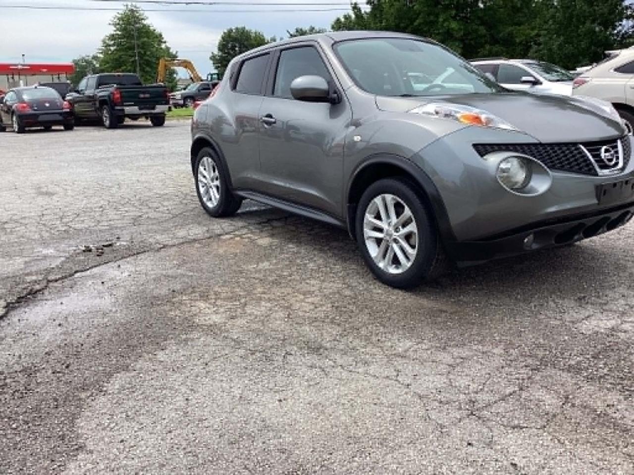 Nissan Juke S AWD 2013