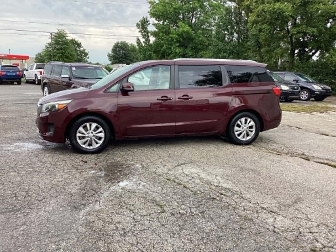 Kia Sedona LX 2015