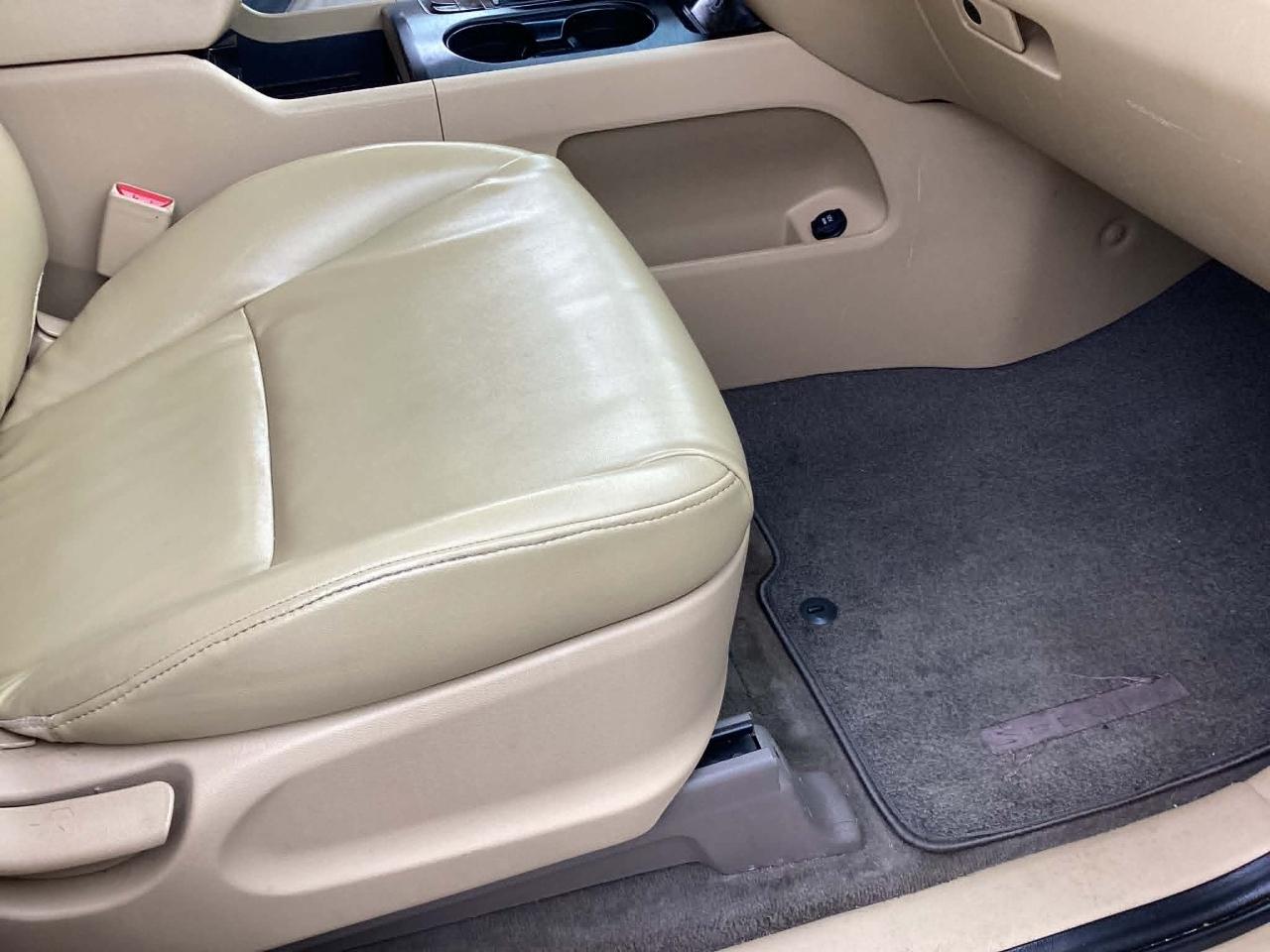 Kia Sedona LX 2015